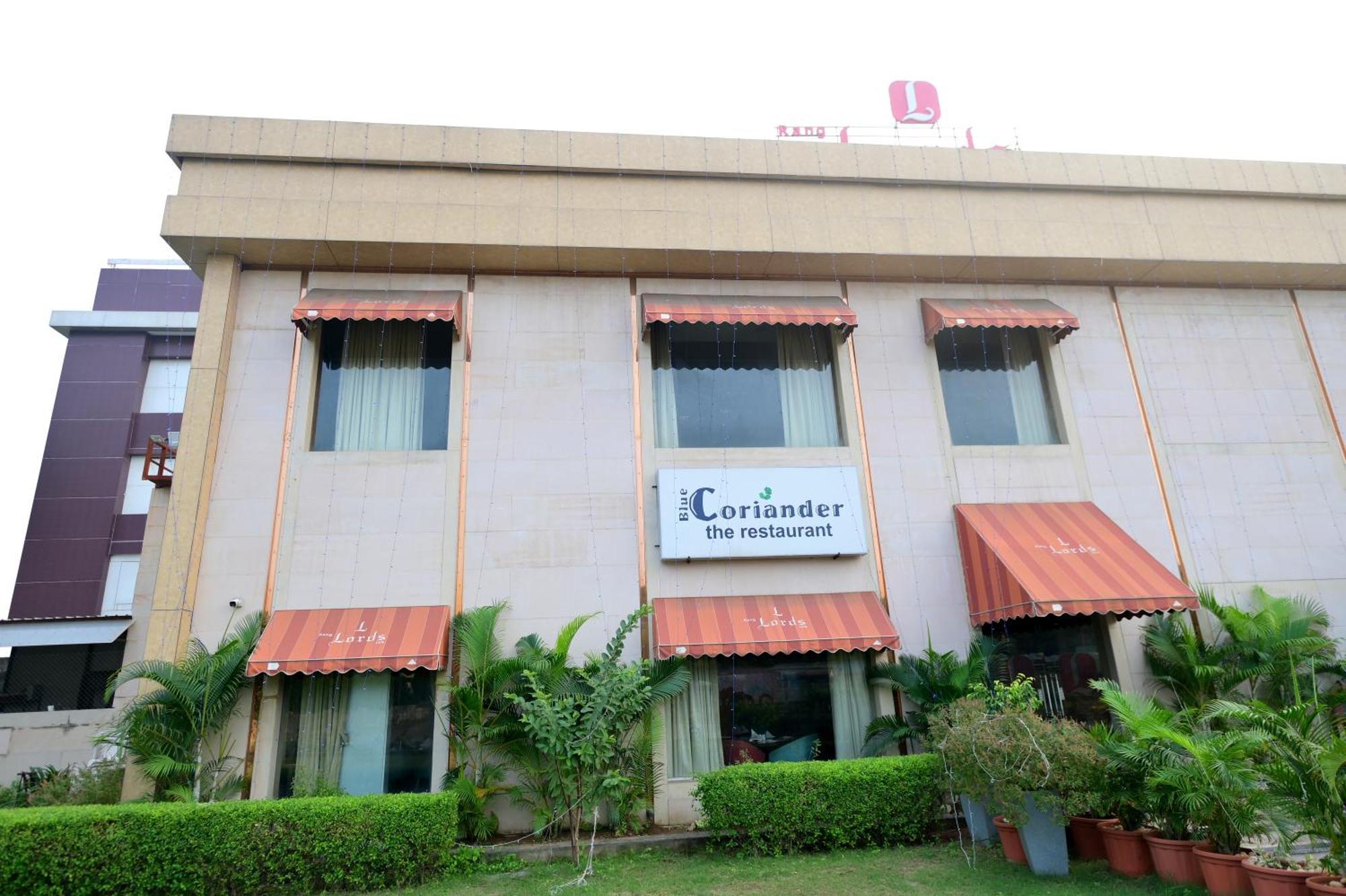 Rang Lords Inn Bharuch מראה חיצוני תמונה
